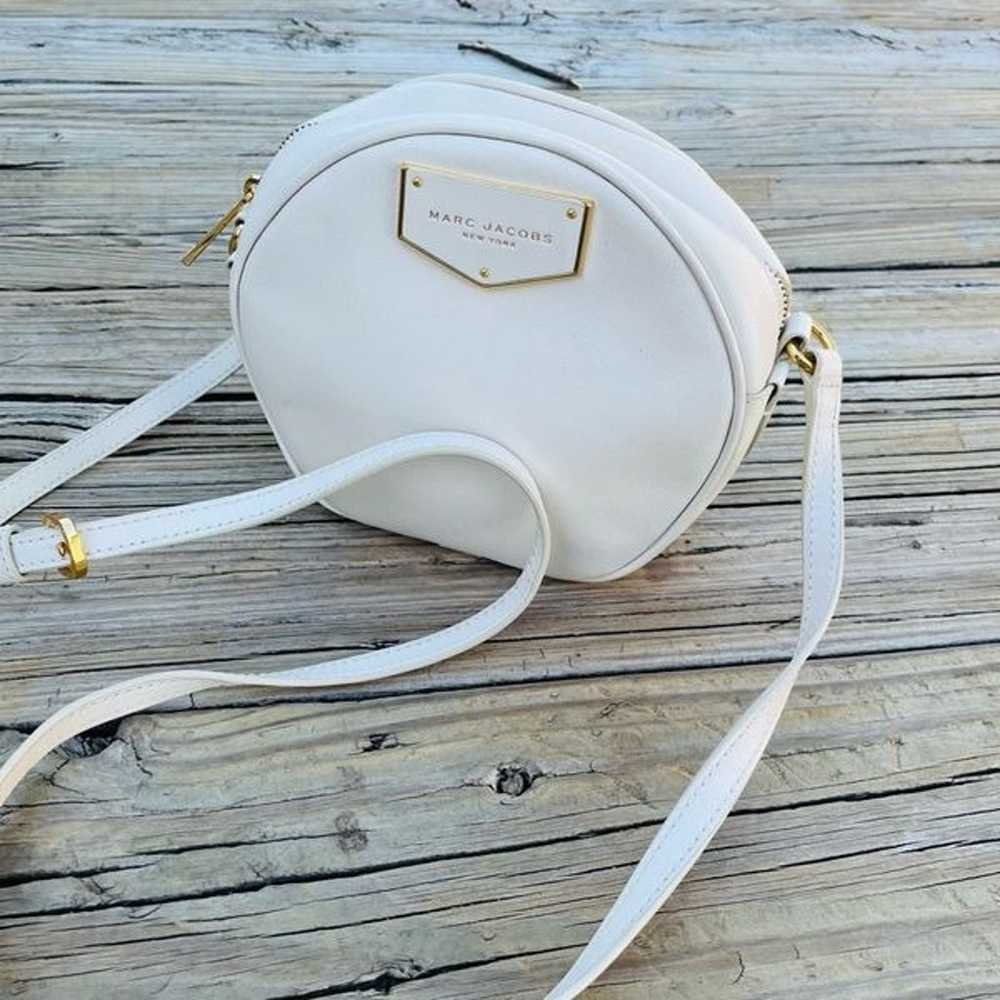 Marc Jacobs Voyager Circle Crossbody Purse Bag - image 1