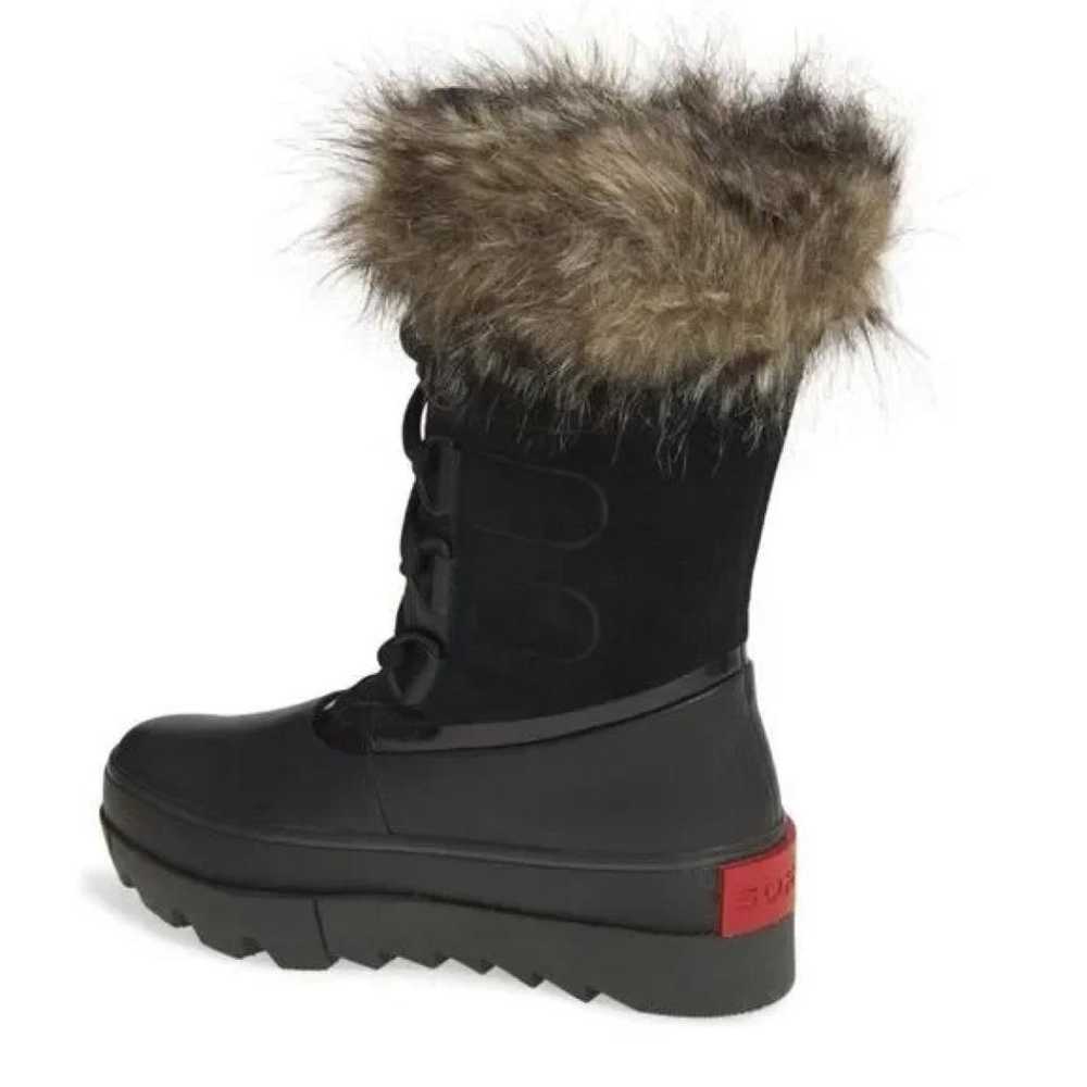 Sorel Leather snow boots - image 3