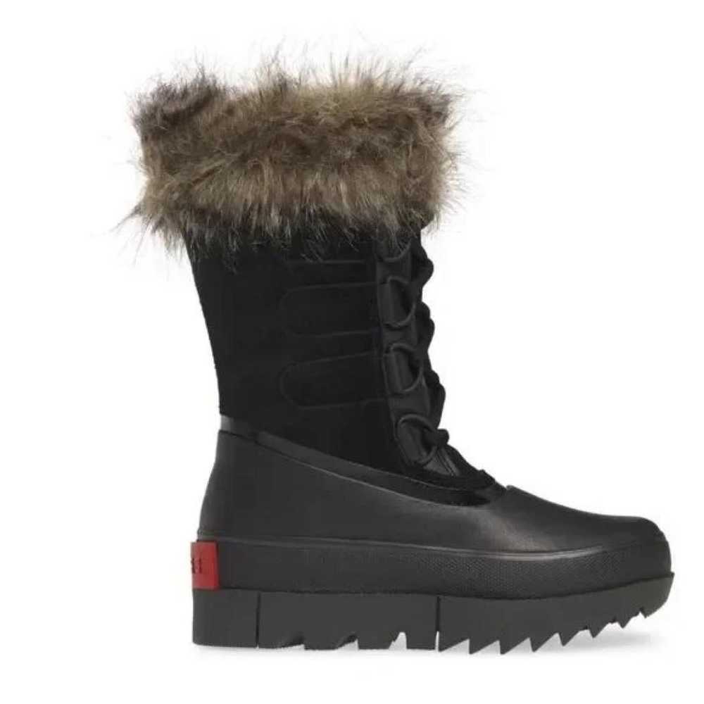 Sorel Leather snow boots - image 4