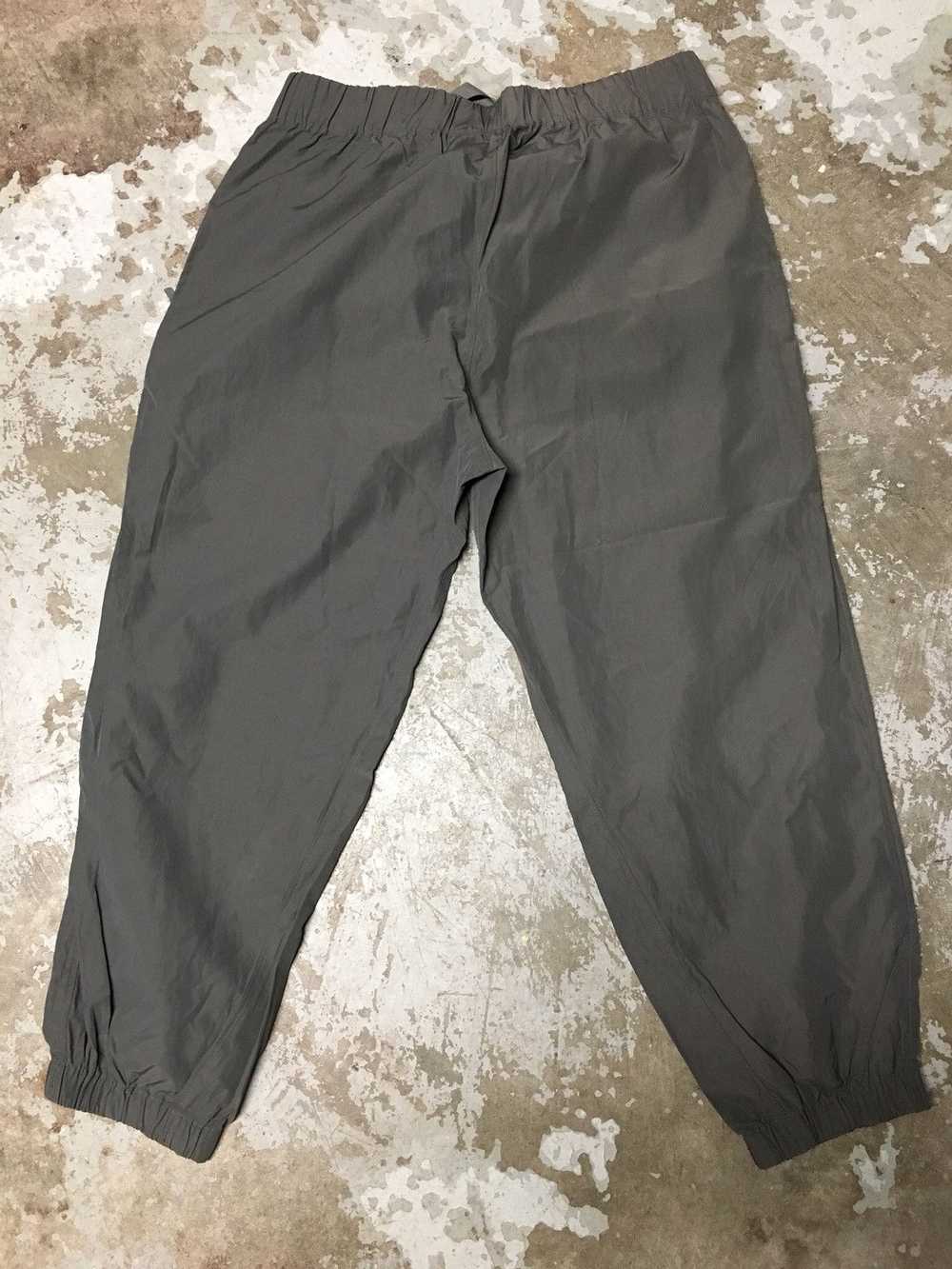 Theory Theory Cropped lightweight joggers - image 2