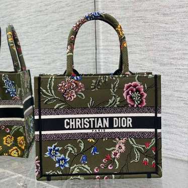 Dior Tote Bags