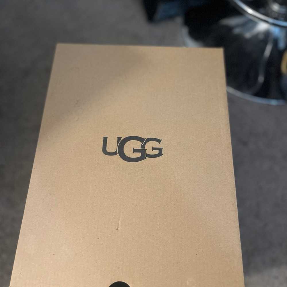 ugg tasmans size 8 - image 6