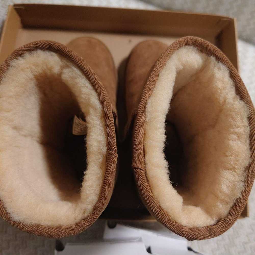 UGG Classic Short Boots, 24 centimeters. - image 5