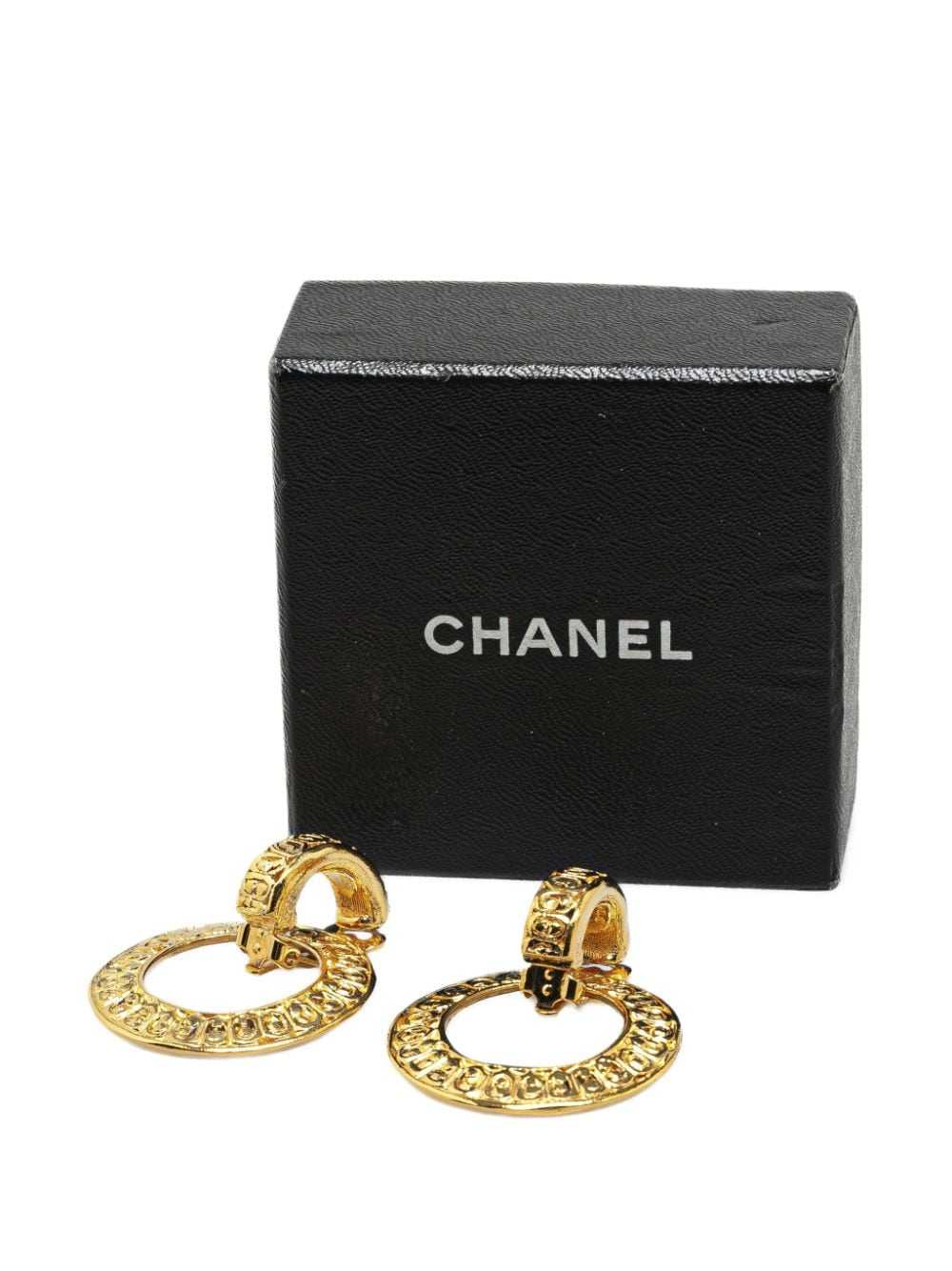 CHANEL Pre-Owned 1970-1980 Gold Plated Hoop costu… - image 5