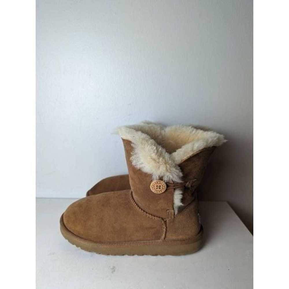 UGG Bailey Button II Boot Size 6 - image 2