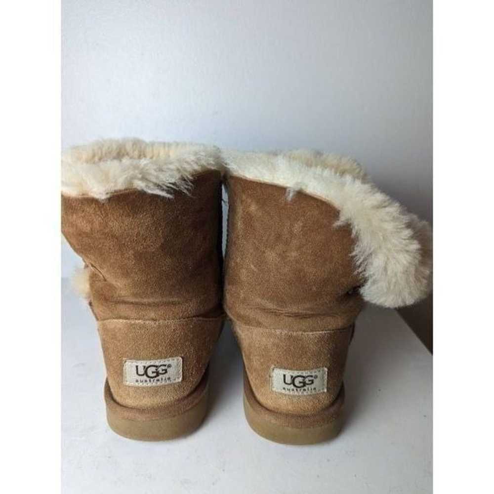 UGG Bailey Button II Boot Size 6 - image 5