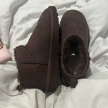 Like new Ugg boots