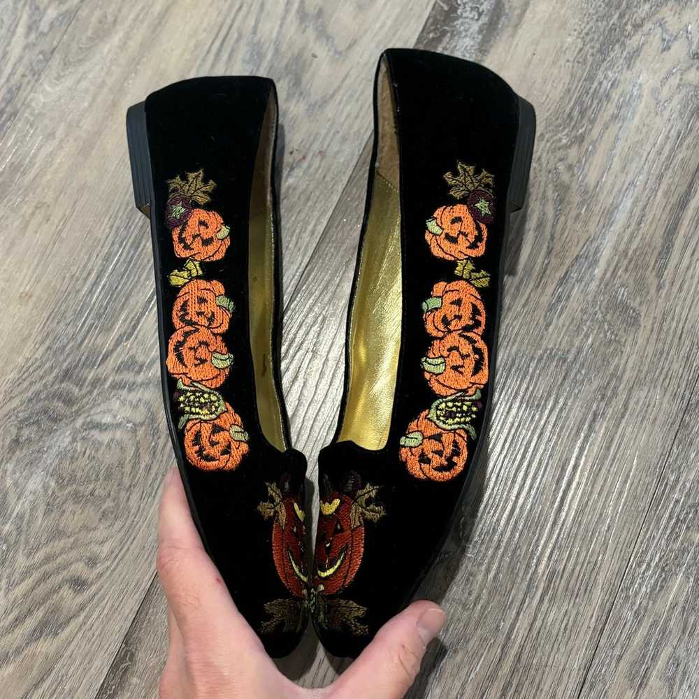 Vintage Black Velvet Halloween Fall Pumpkin Flats… - image 2