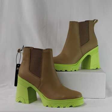 *NEW WITHOUT BOX* SOREL BREX HEEL CHELSEA BOOTIE - image 1