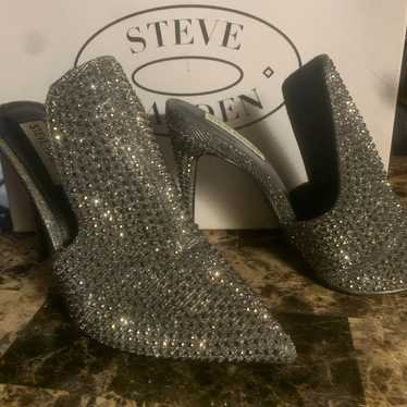 Steve Madden rhinestone shoes