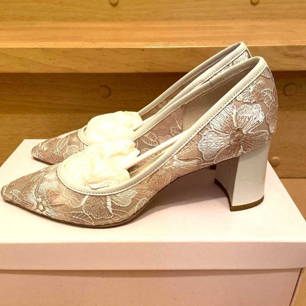 DIANA Diana Lace Embroidery Tulle Pumps 22.5cm. - image 3