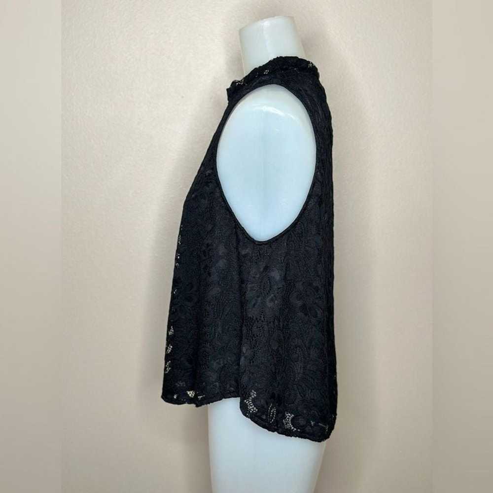 Elodie Elegant Black Lace Sleeveless Top High Nec… - image 2