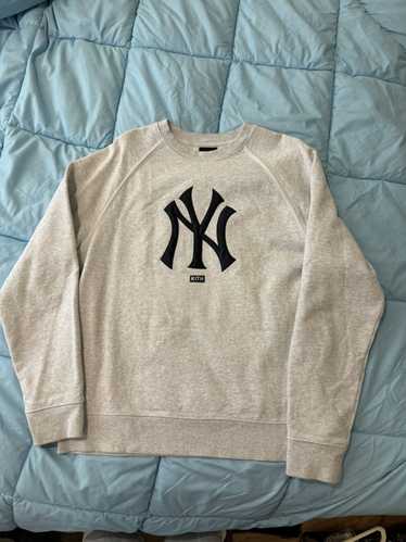 Kith Kith MLB New York Yankees Logo Crewneck