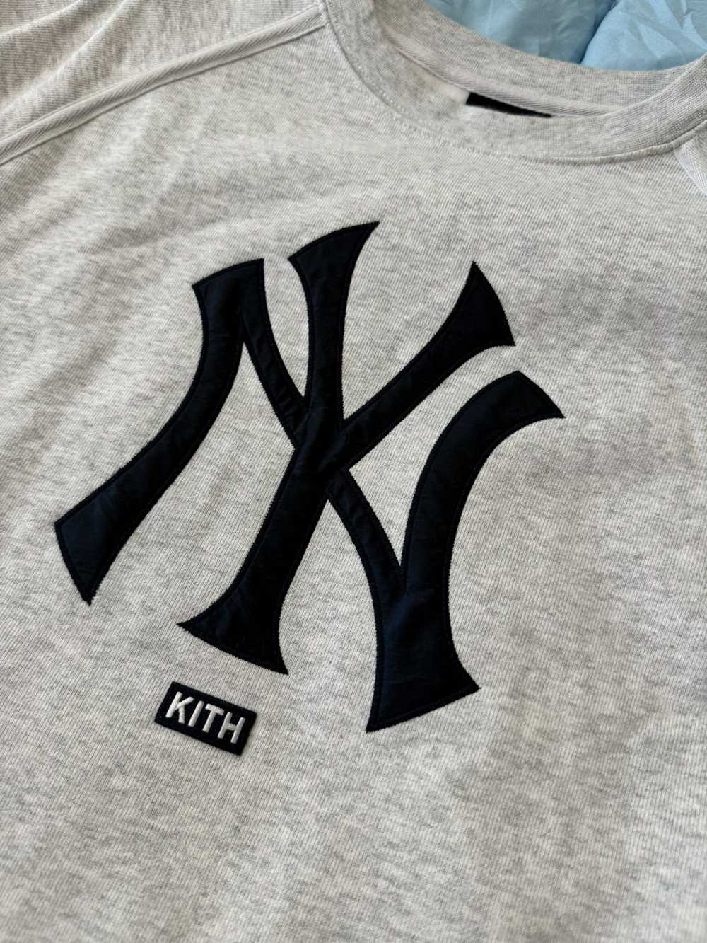 Kith Kith MLB New York Yankees Logo Crewneck - image 2