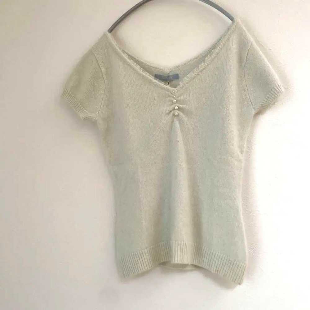 Xmiss Short-Sleeved Pearl V-Neck Knit Angora Date… - image 1