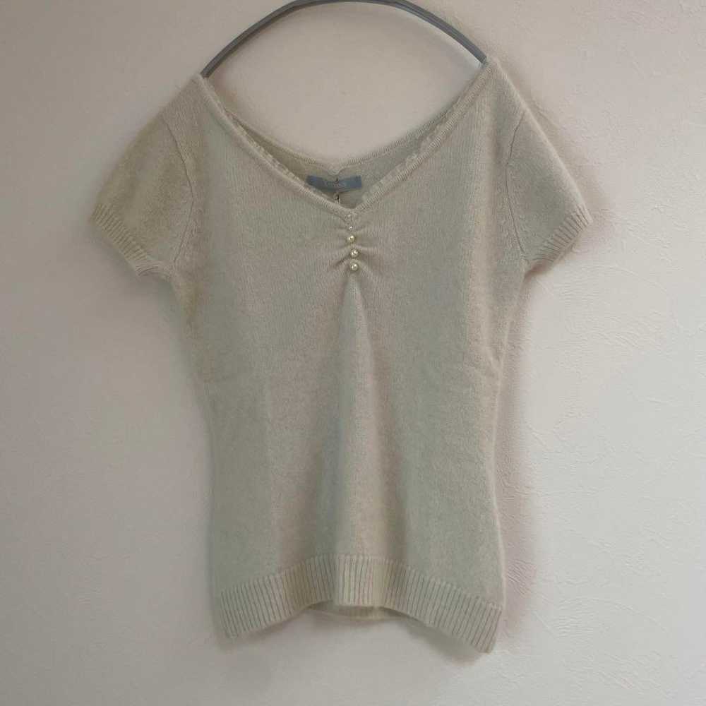 Xmiss Short-Sleeved Pearl V-Neck Knit Angora Date… - image 2