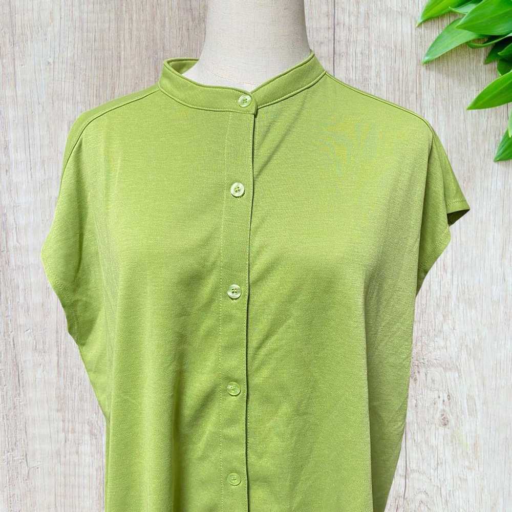 【Vintage】(L) Ladies Sleeveless Blouse Light Green - image 2