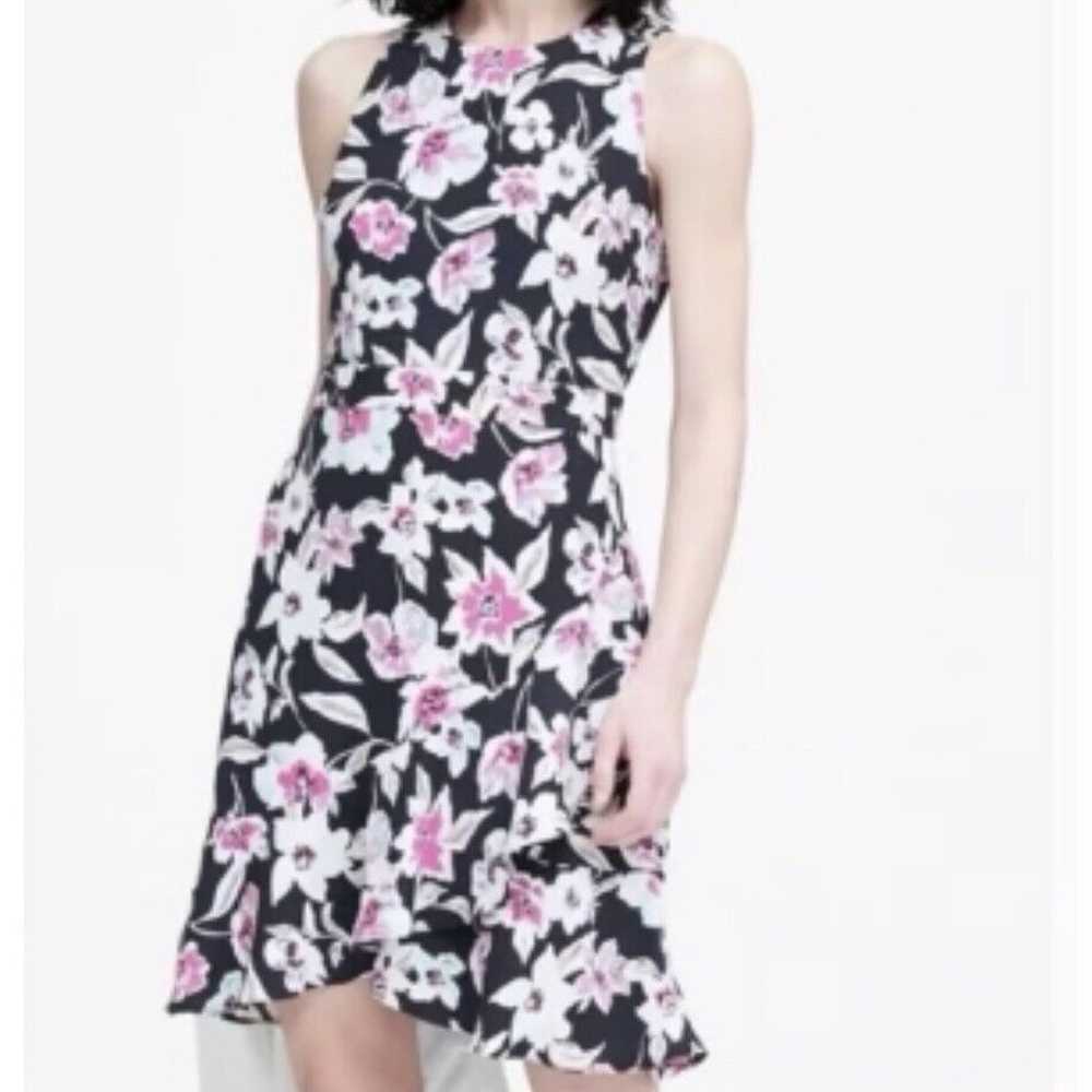 Banana Republic Ruffle Bottom Floral Dress Size 8… - image 1