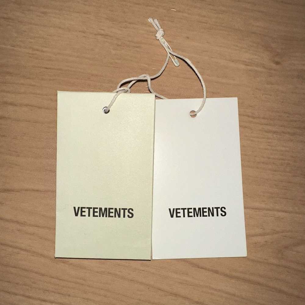 Vetements Click Here Shirt - image 6