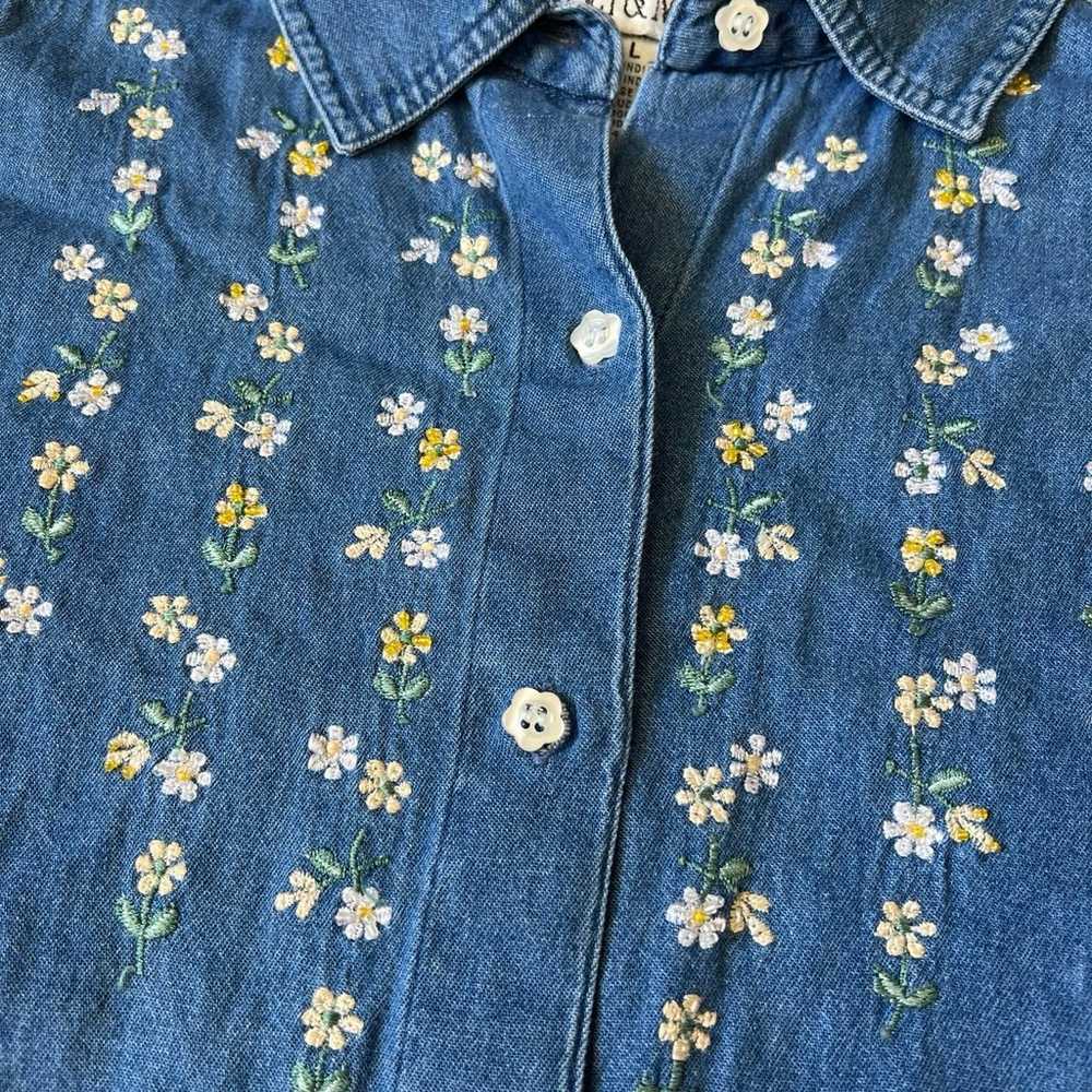 Vintage Floral Button Up - image 5