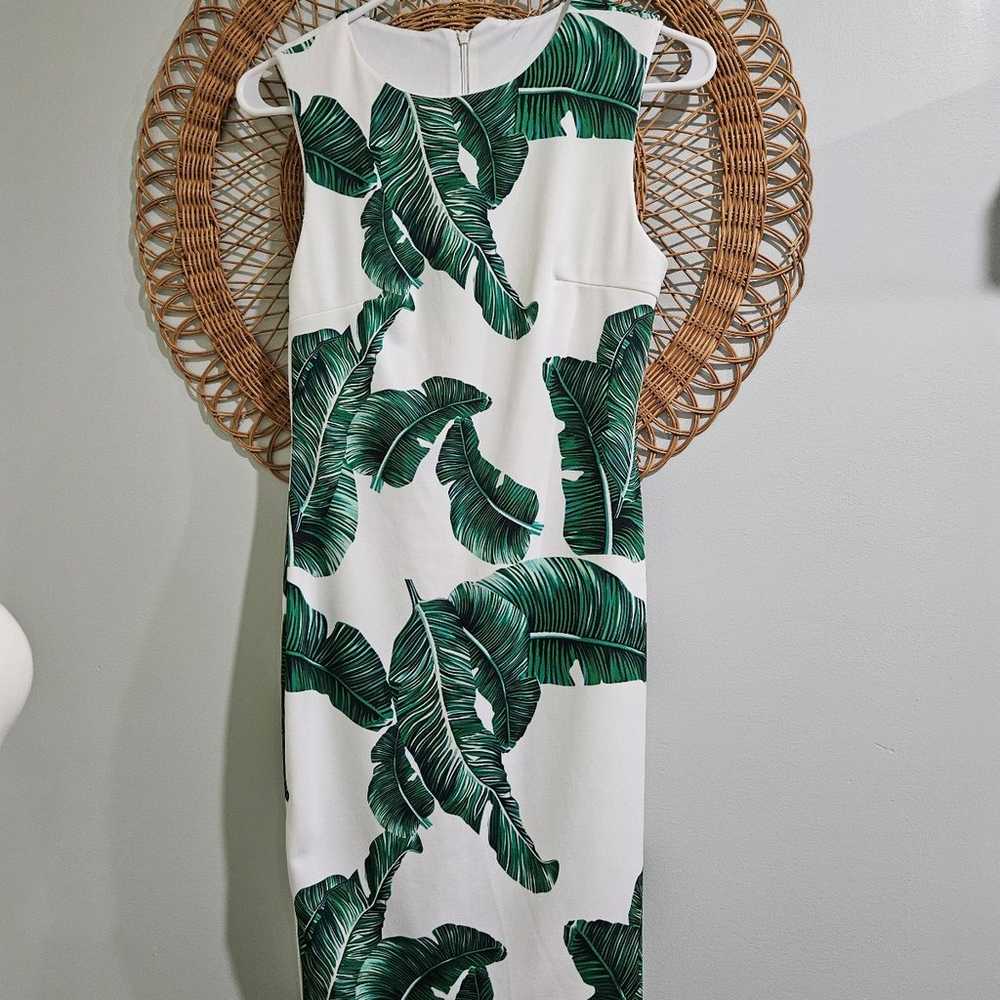 Tropical Palm Leaf Printed Dress size small - image 6