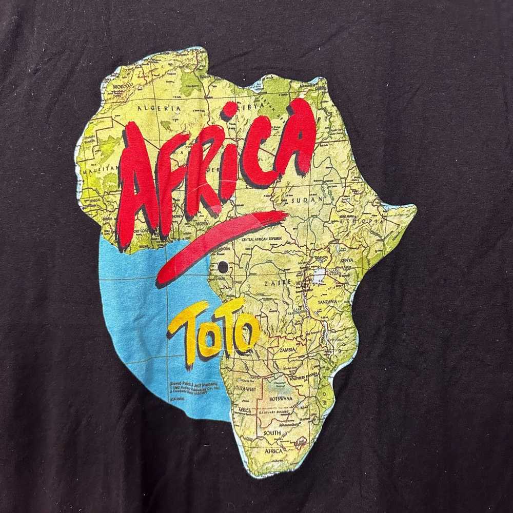 Band Tees ToTo Africa Rock Tshirt size small - image 2