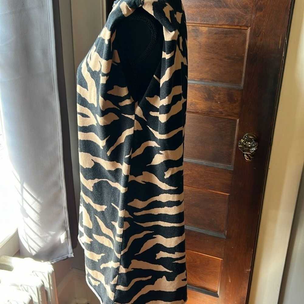 ASOS Zebra Print Mini t-Shirt dress Size 6 - image 7