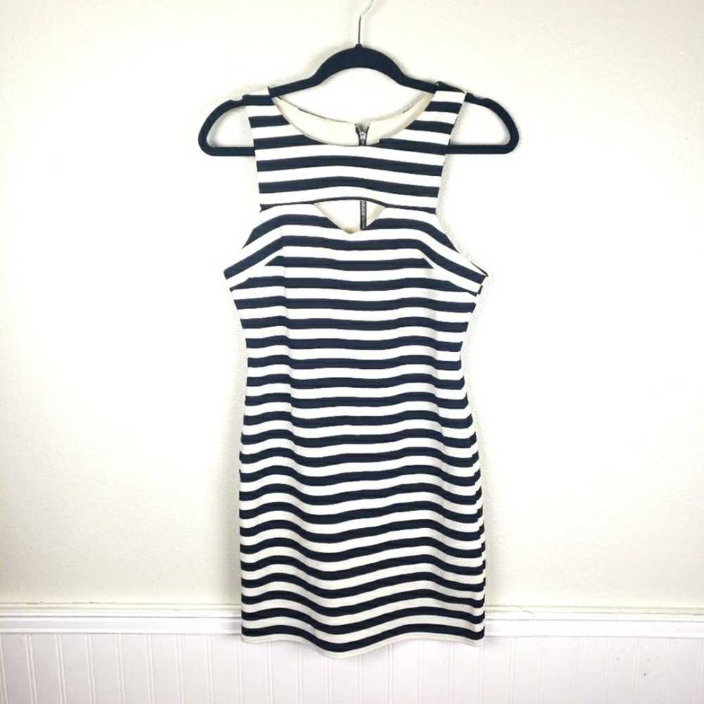 Women's Topshop Sleeveless Black White Stripe Sho… - image 1