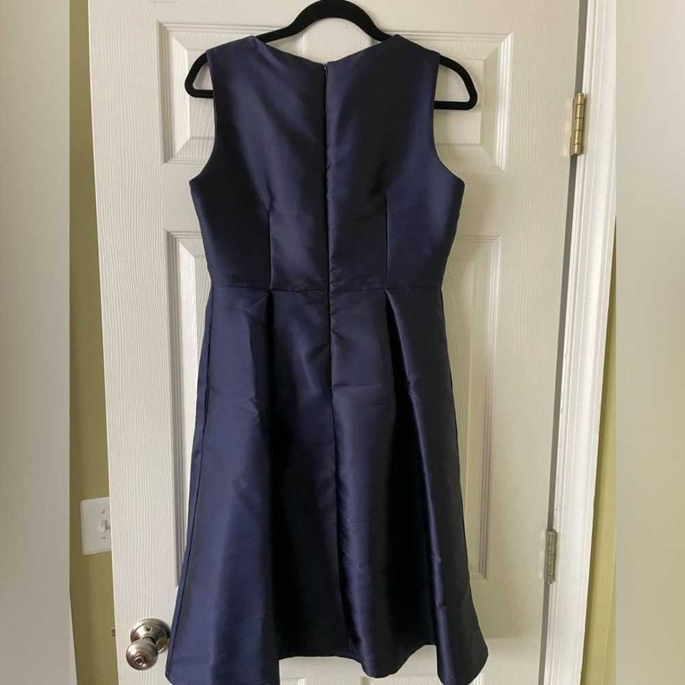 Sleeveless cocktail dress with pockets. - image 6