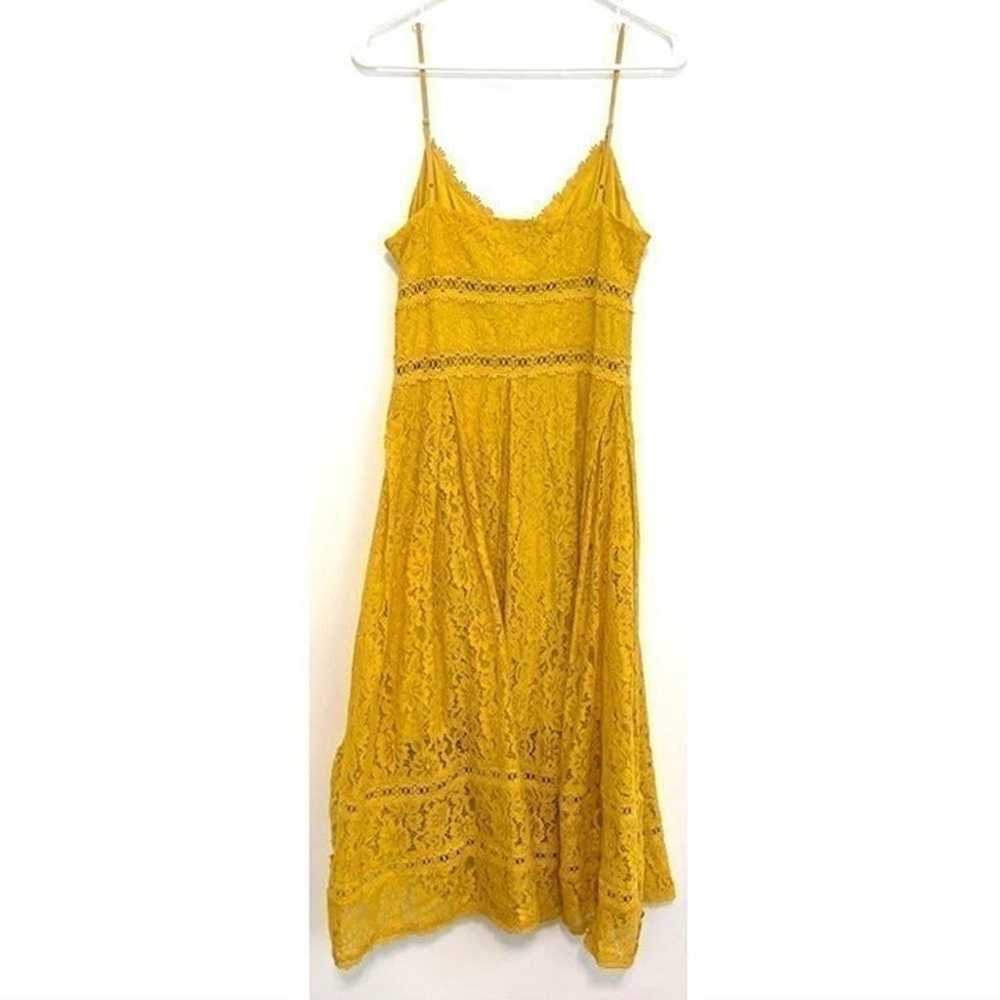 NSR Yellow Floral Lace Cutout Trim V-Neck Sleevel… - image 9