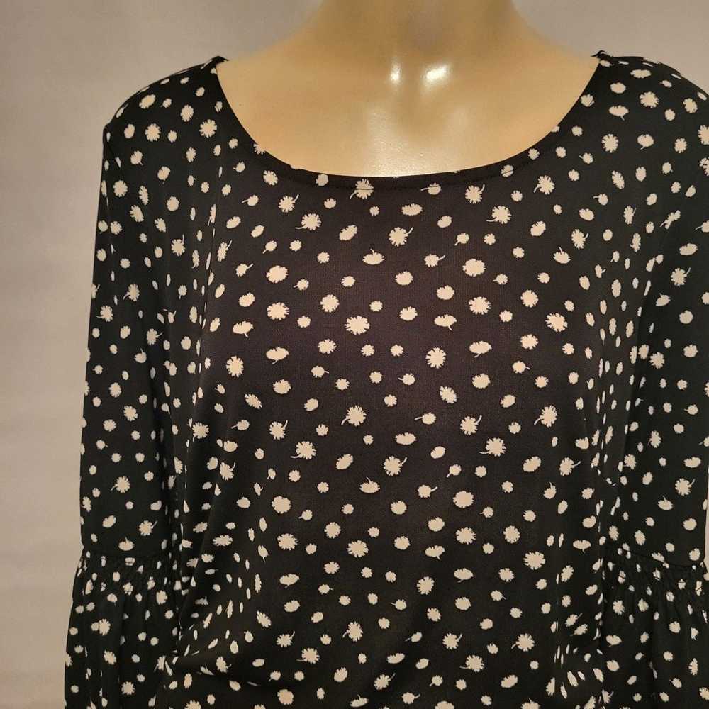 Talbots jersey dress
Size Large Black & white flo… - image 2