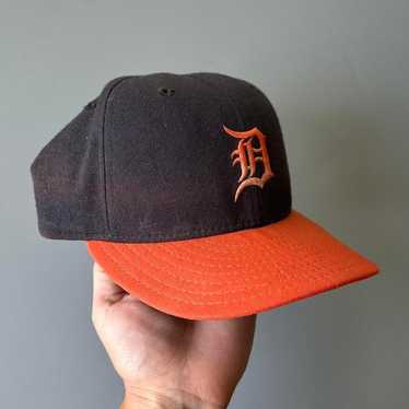 Vintage Detroit Tigers 1990s Logo 7 Adjustable Snapback Cap