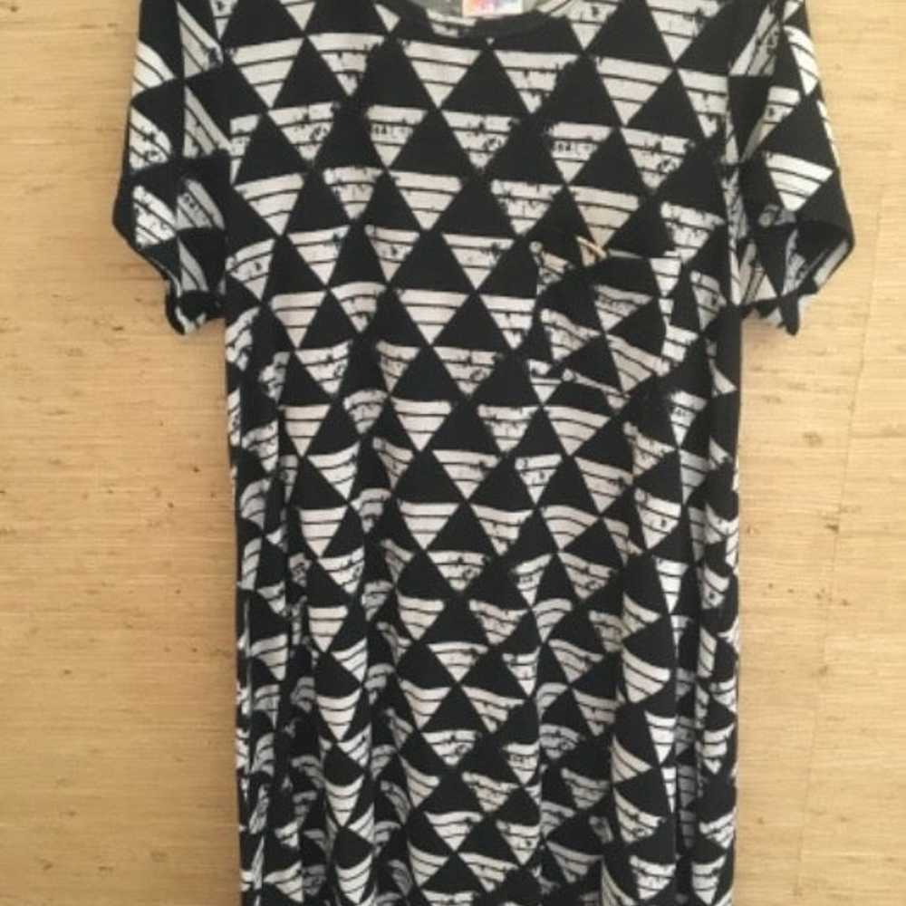 LuLaRoe Simply Comfortable Black/White Patterned … - image 2