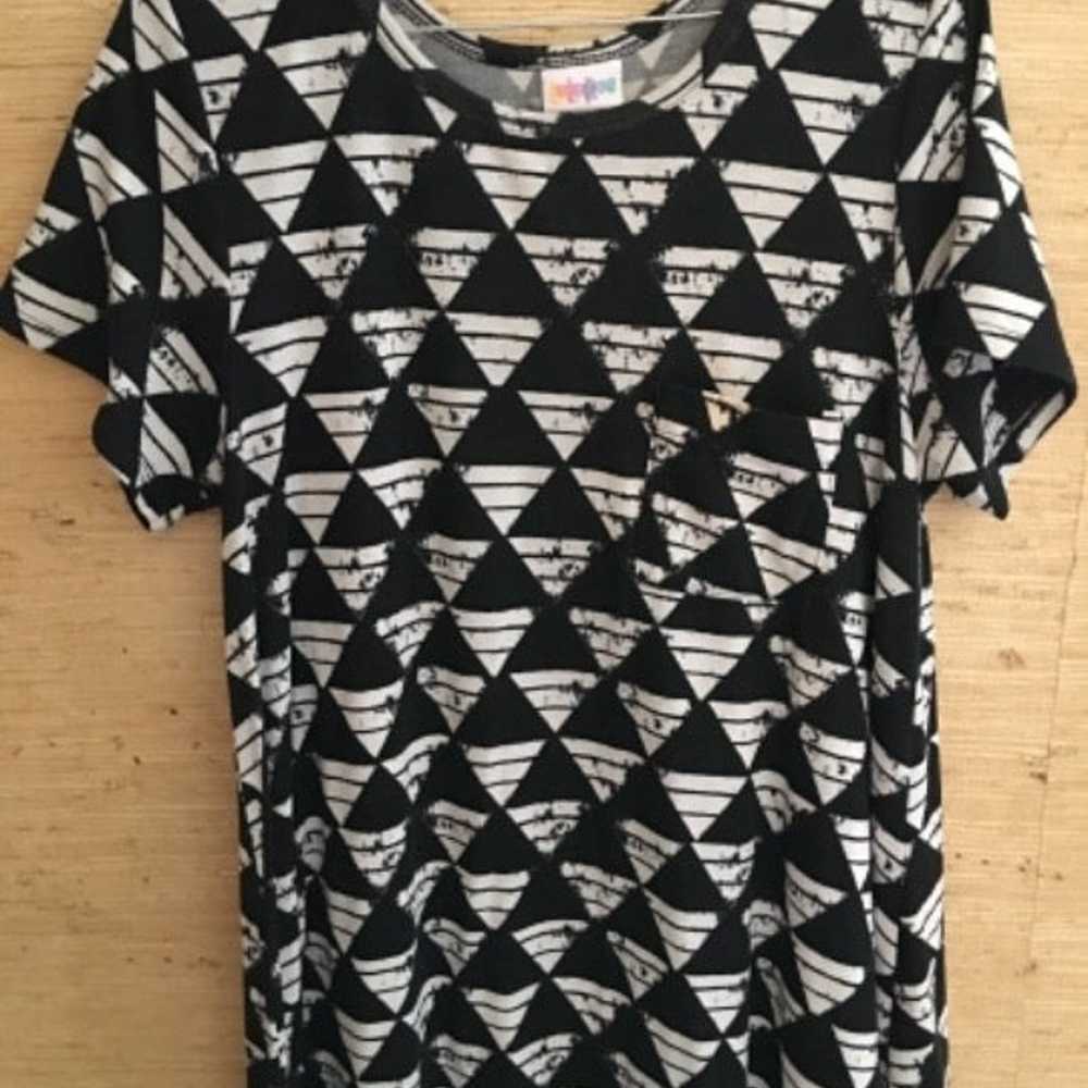 LuLaRoe Simply Comfortable Black/White Patterned … - image 3