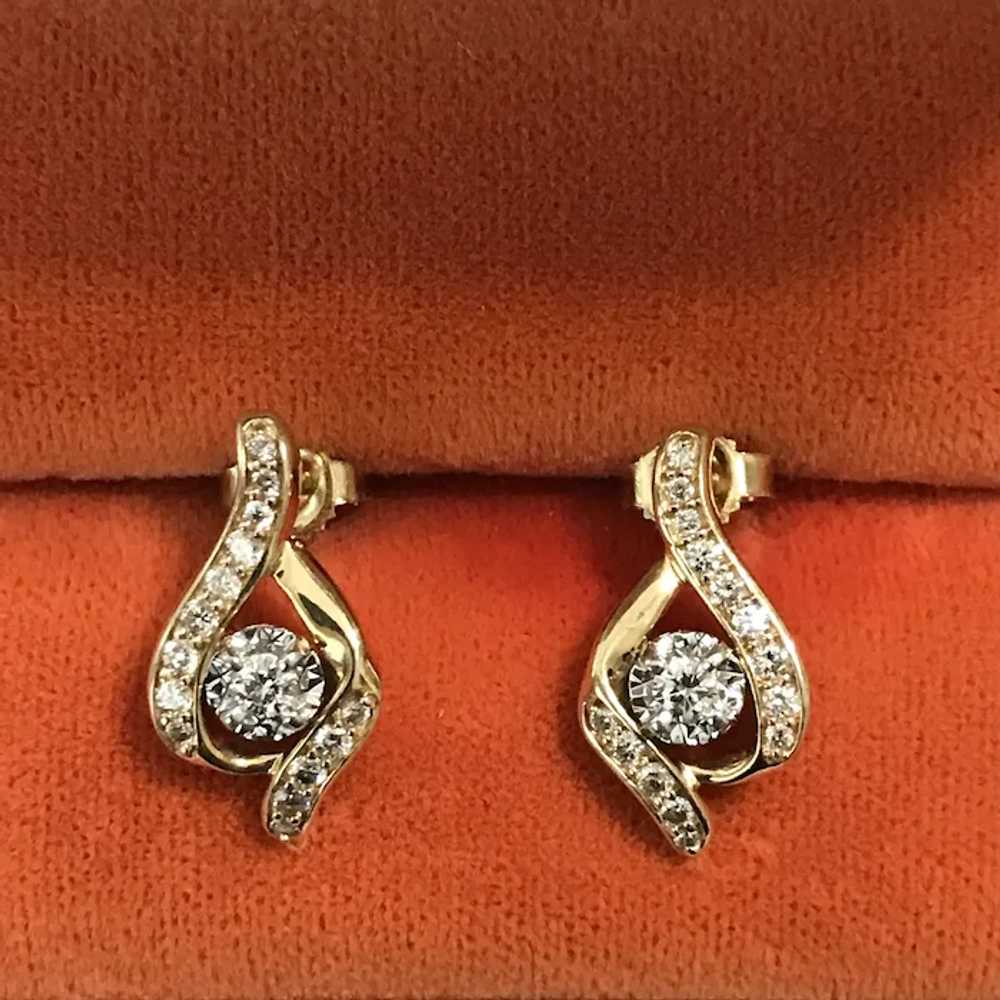 Vintage 14K YG Diamond Earrings - image 4