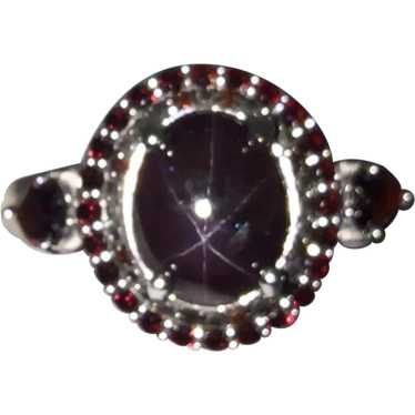 Sterling Silver Star Garnet Ring