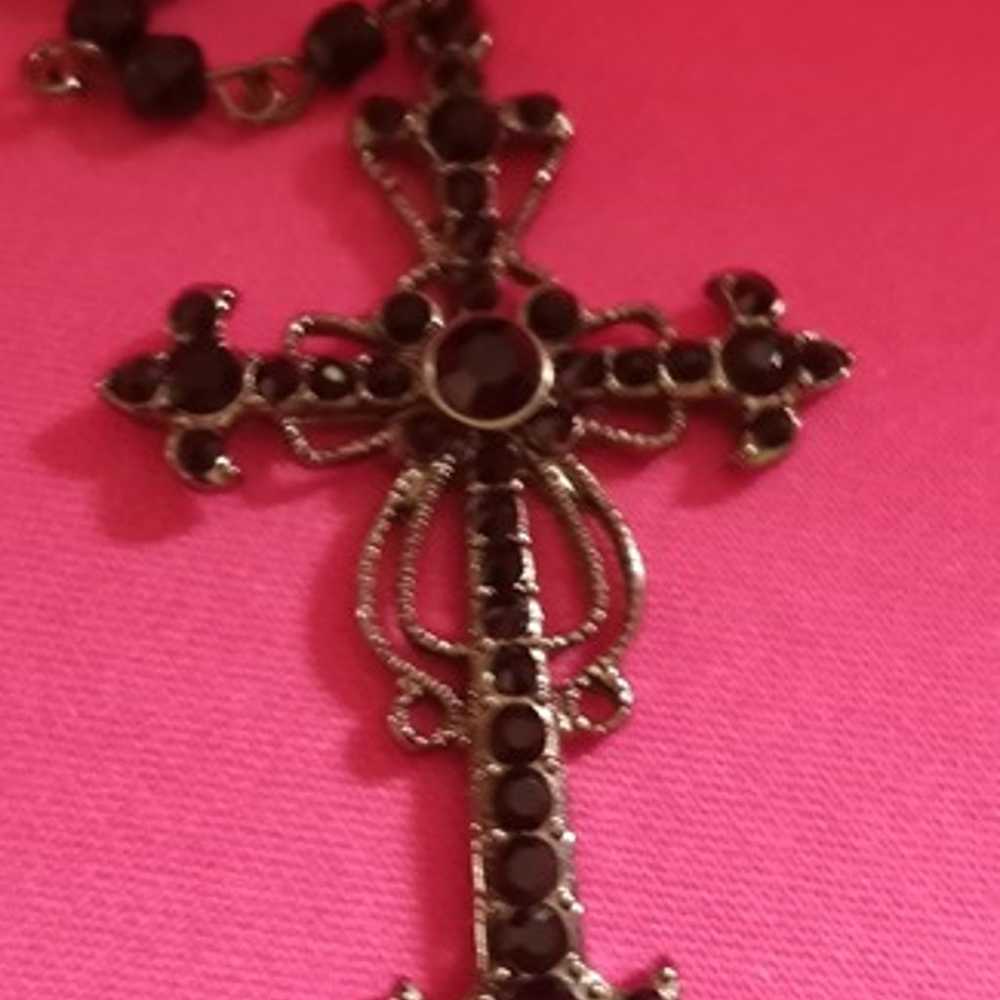 Vintage Guess Jewelry , Cross necklace and matchi… - image 6