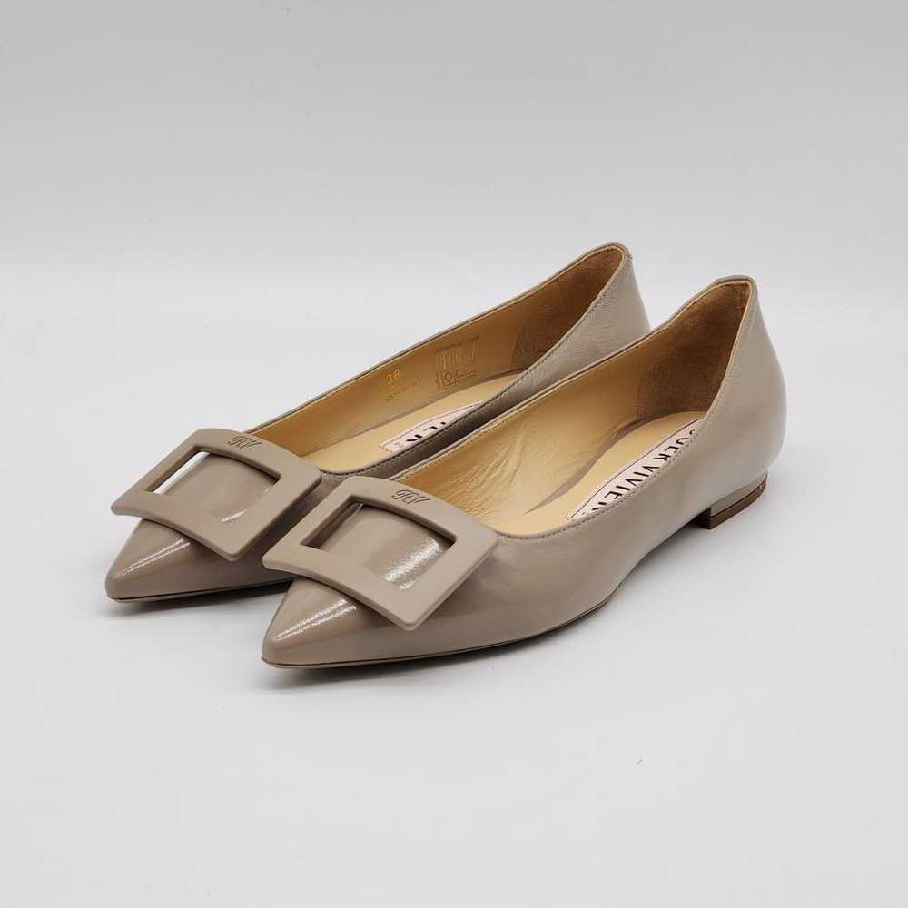 Roger Vivier Gommetine leather ballet flats - image 3