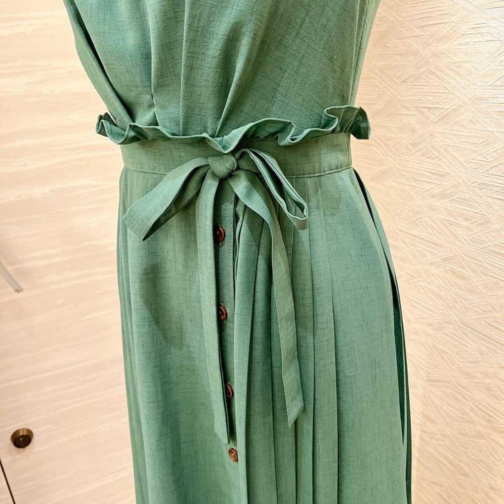 Green long one-piece dress, sleeveless. - image 3