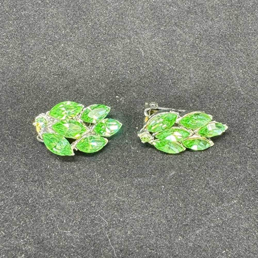 Amazing Vintage Green Uranium Glass Rhinestone Cl… - image 3