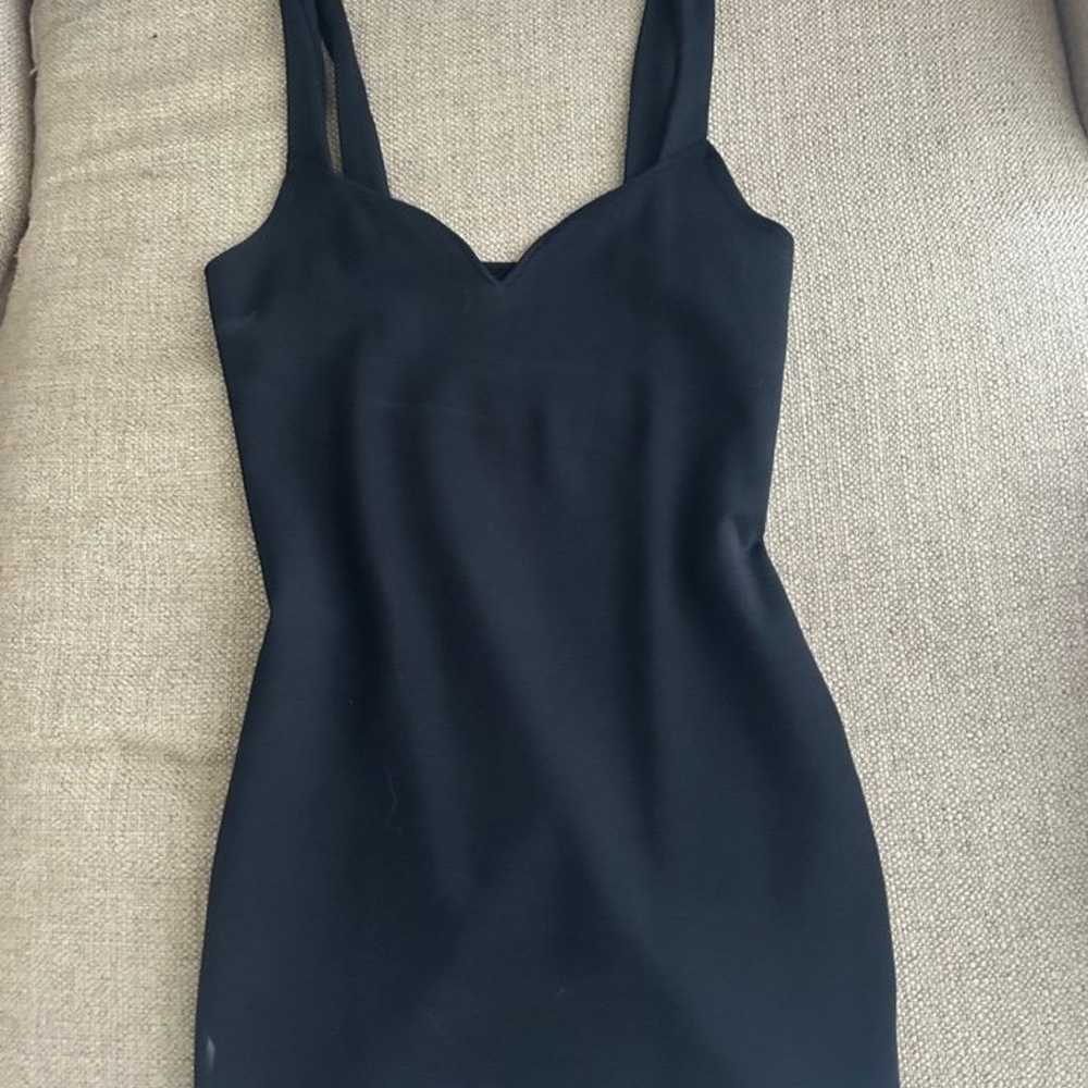 Abercrombie Black Dress (thick material stretchy) - image 4