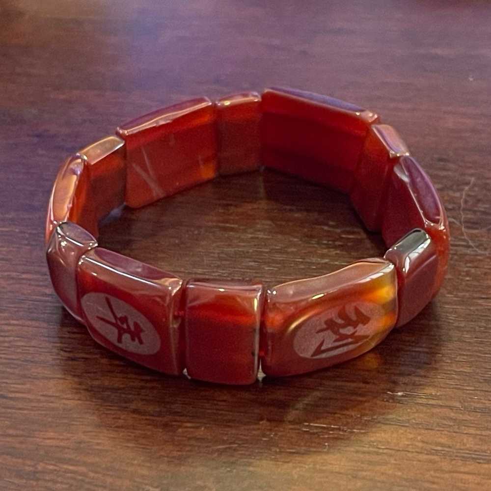 Carved natural carnelian stretchy bangle bracelet - image 2