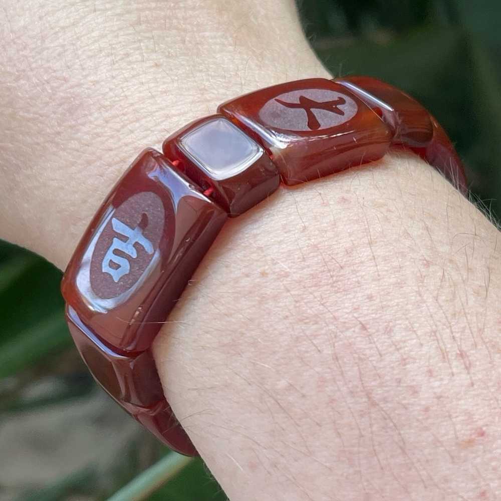 Carved natural carnelian stretchy bangle bracelet - image 3