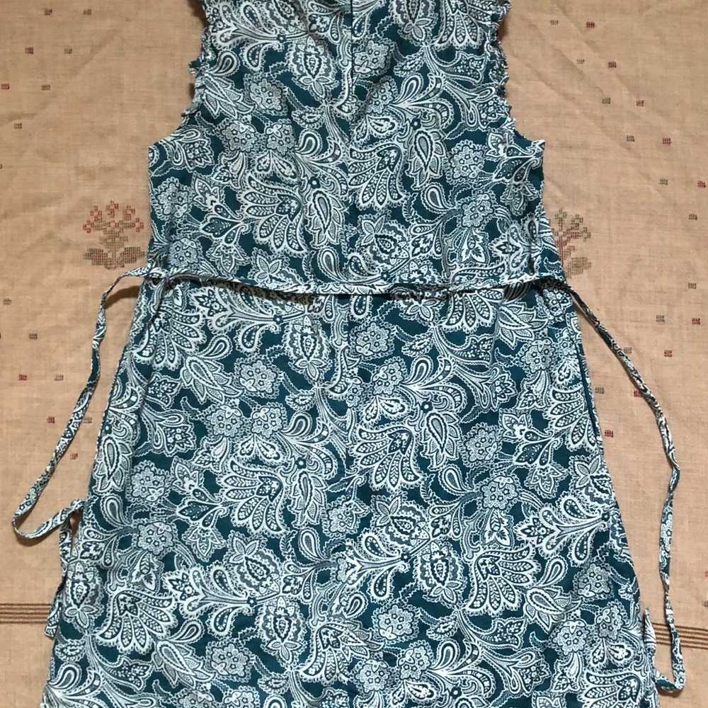 Boden Green Paisley Floral Sleeveless Smocked Min… - image 2