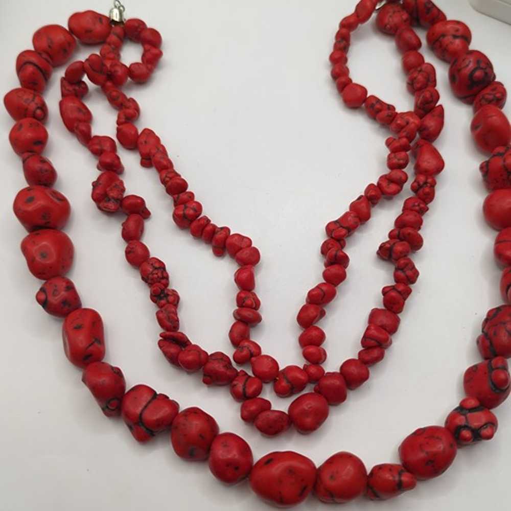 Vintage Red Stone Chunky Necklace Multi Strand Be… - image 4