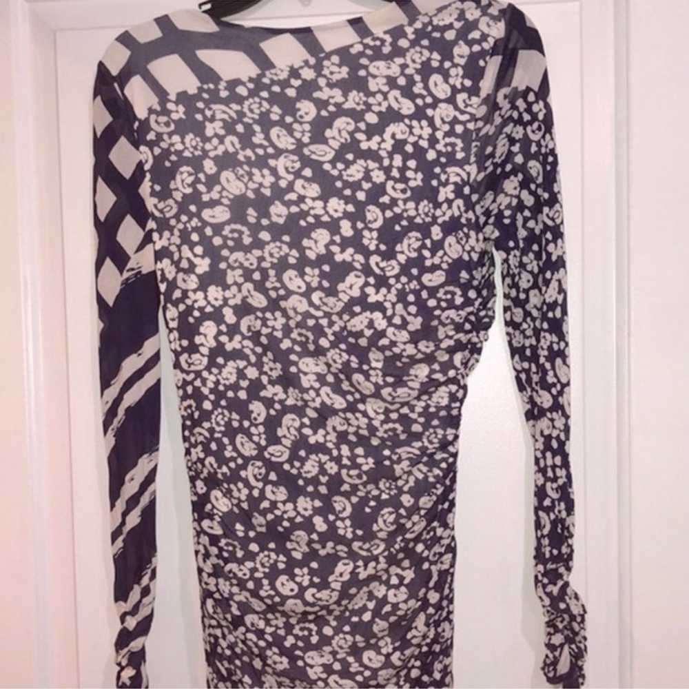 MARCCAIN silk bodycon dress size 4 - image 4