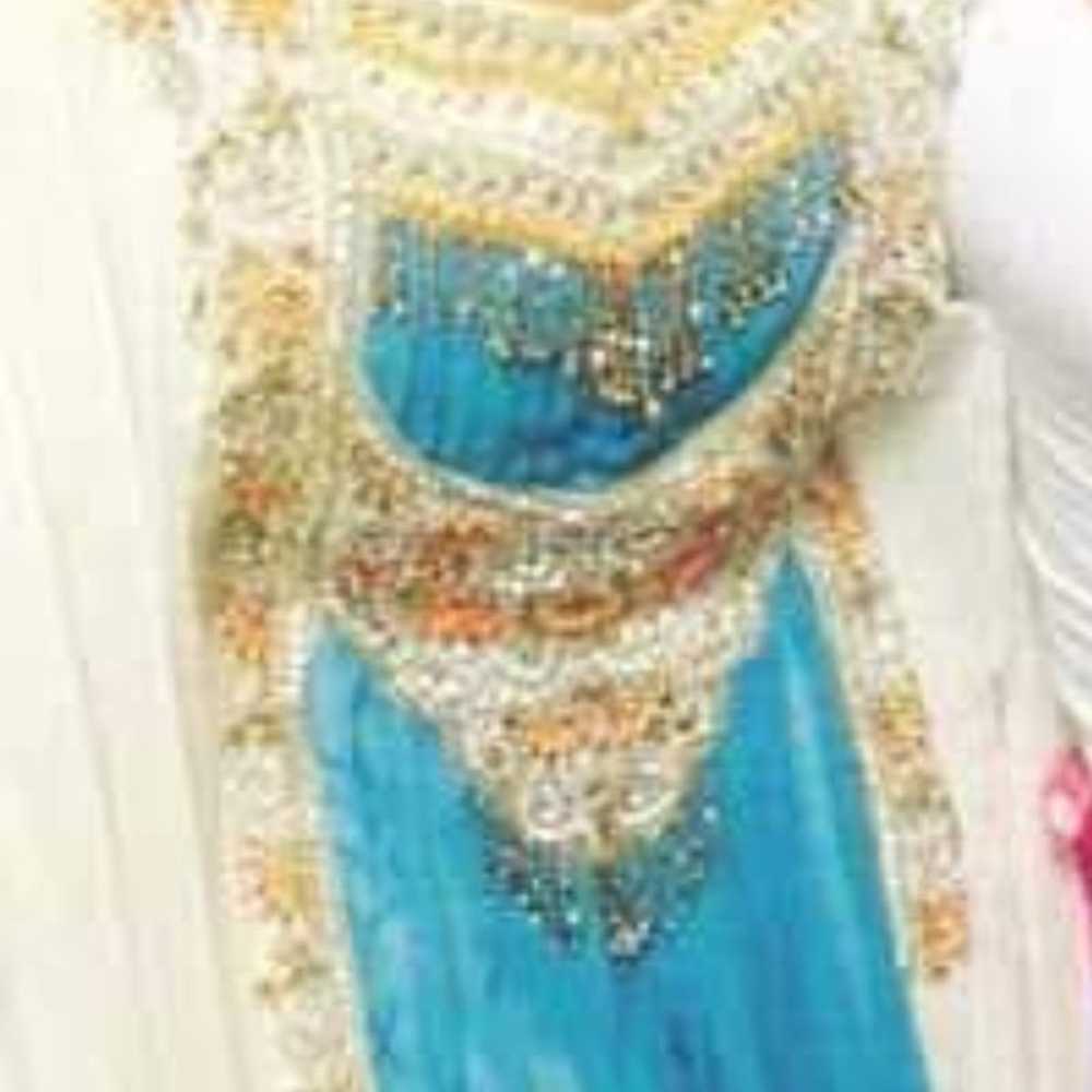 White and blue abaya - image 7