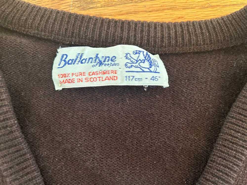 Ballantyne Brown V-Neck Sweater (N/A) | Used,… - image 4