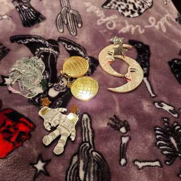 Acrylic earrings lot