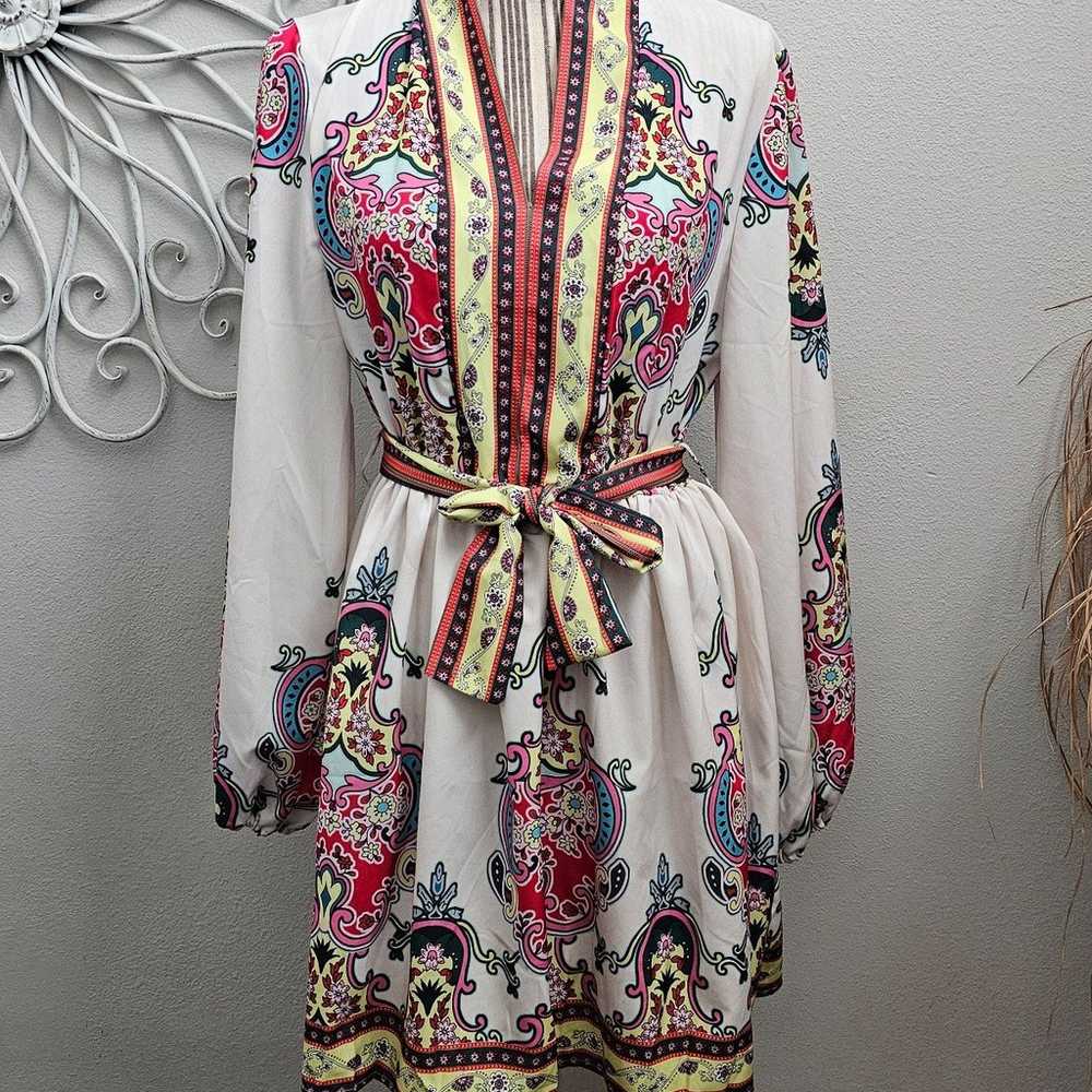 Sunday Up Ivory and Paisley V neck Belted dress - image 2